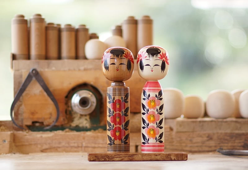 日本三景・松島でこけしの絵付け体験 藤田喬平ガラス美術館へも｜旅行